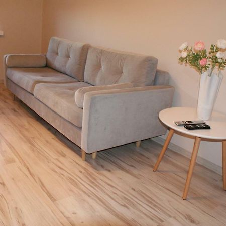 Apartament Grochowska Warszawa Bagian luar foto