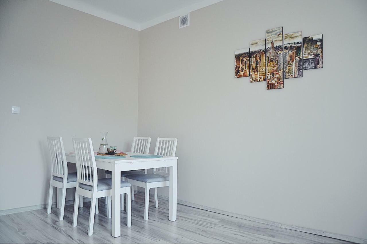 Apartament Grochowska Warszawa Bagian luar foto